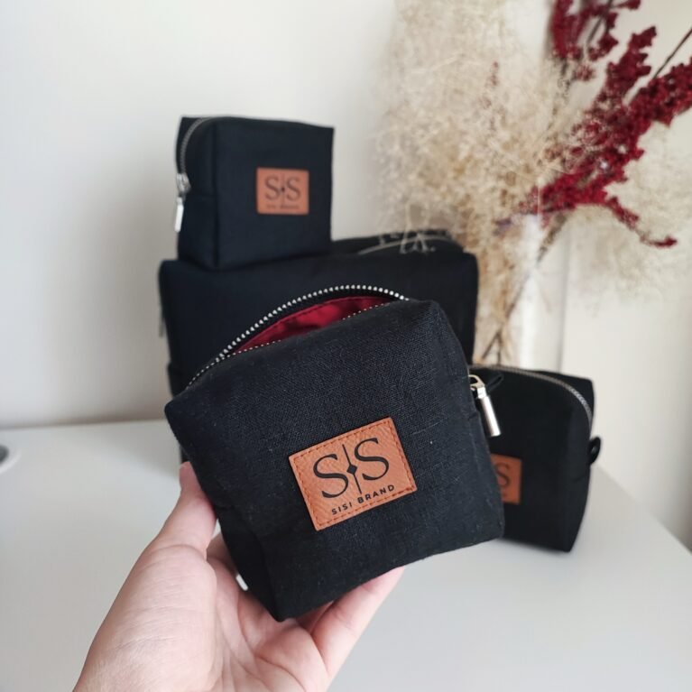 Lininė kosmetinė "Black"