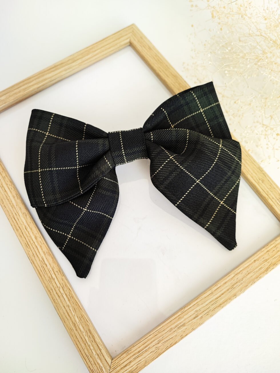 Žalias languotas medvilnės-vilnos kaspino formos plaukų segtukas