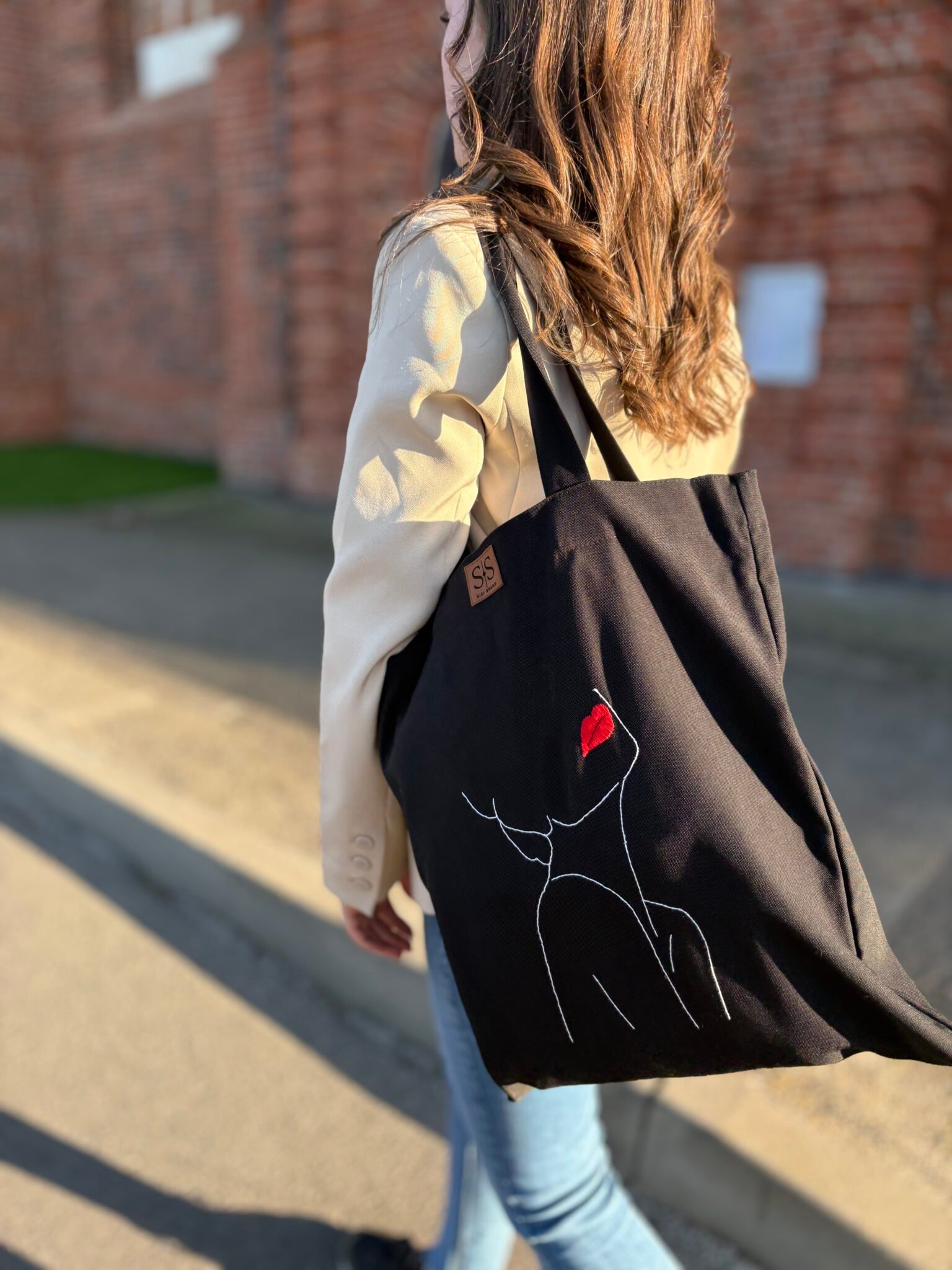 Juodos spalvos medvilninis daugkartinis maišelis