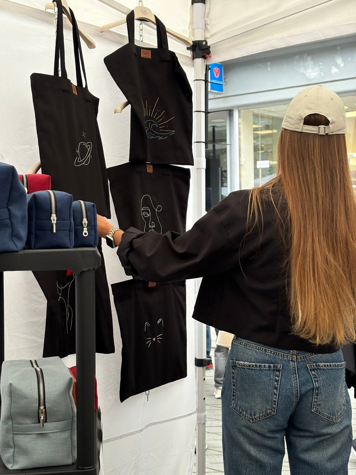 Juodos spalvos medvilninis daugkartinis maišelis