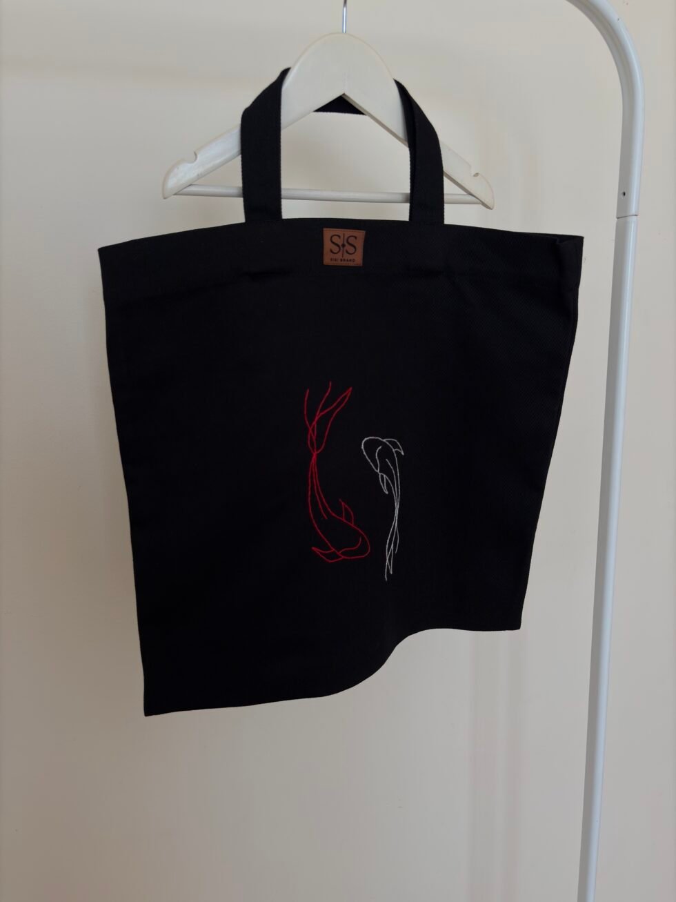 Juodos spalvos medvilninis daugkartinis maišelis